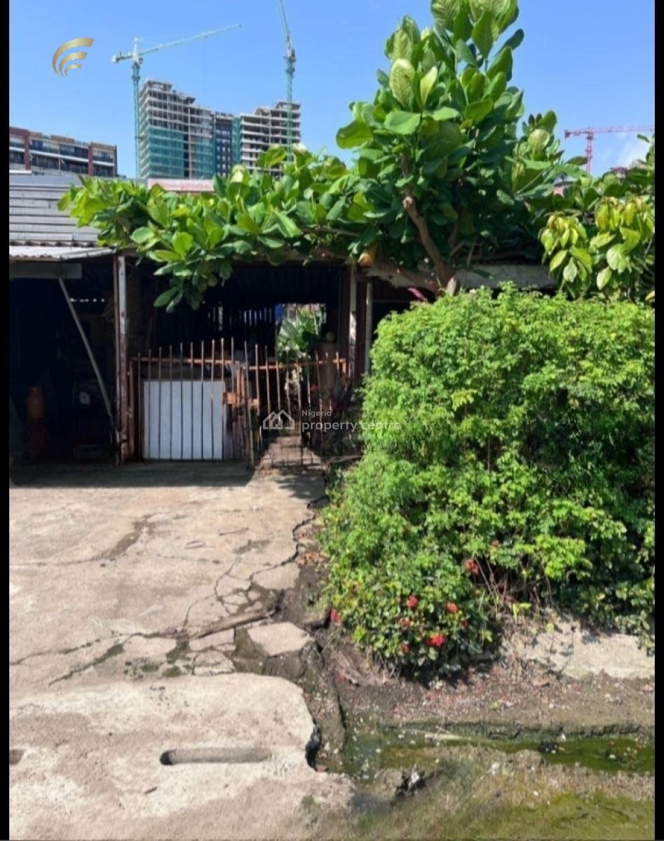 4-bedroom Demolishable Bungalow, Off Ademola Adetokunbo, Victoria Island (vi), Lagos, Land for Sale