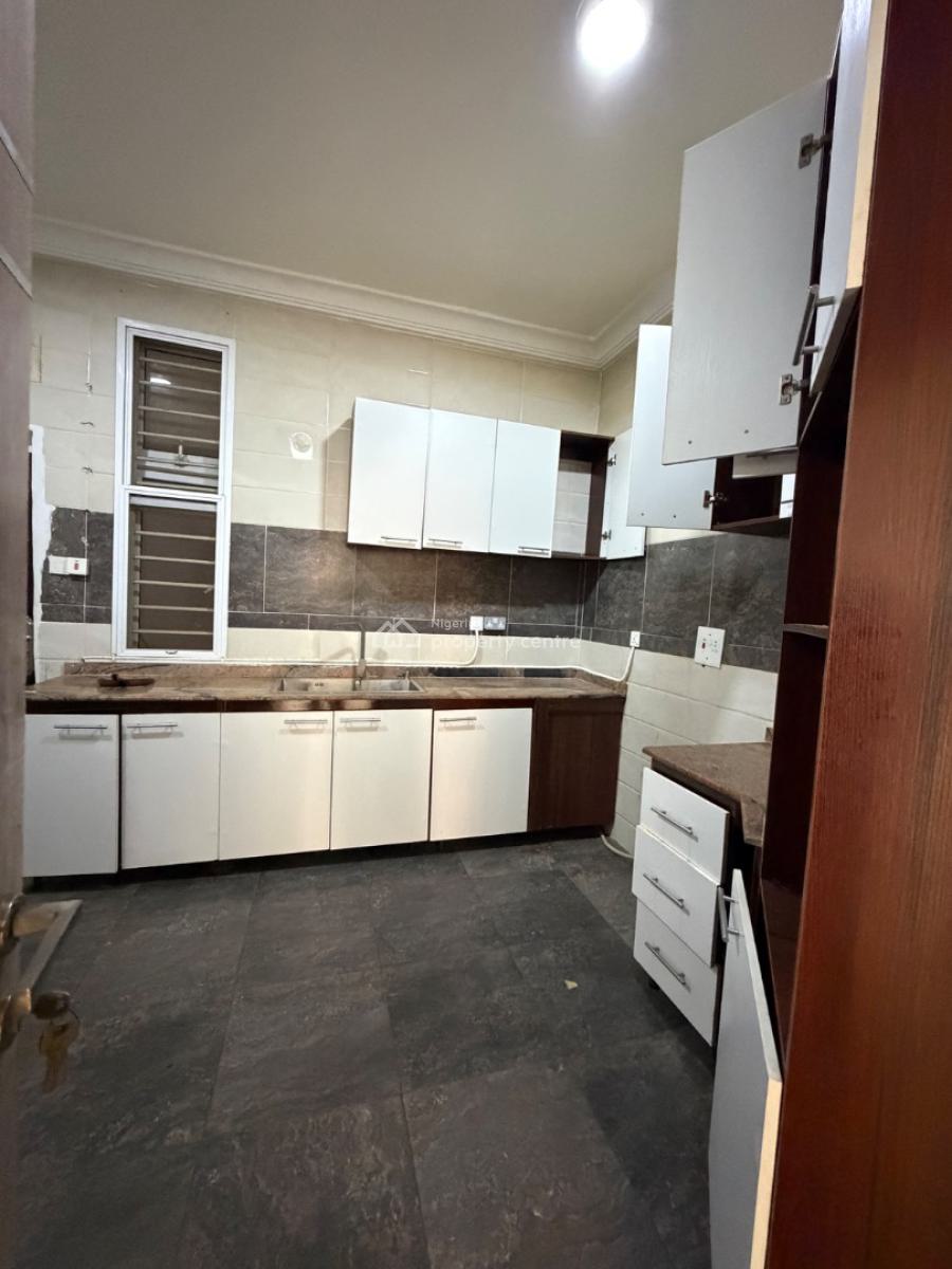 Luxury 3 Bedroom Flat with a Bq, Jahi, Gilmore, Jahi, Abuja, Flat / Apartment for Rent