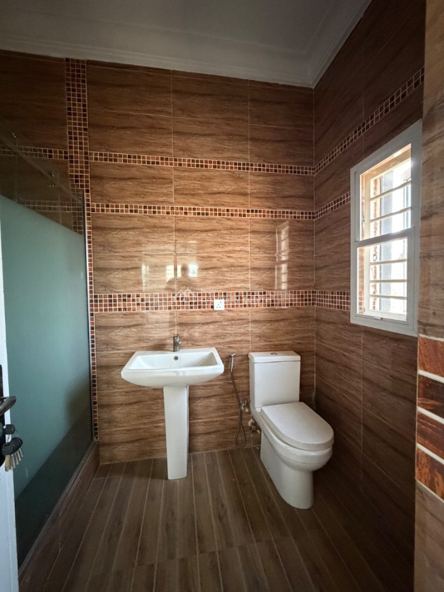 Luxury 3 Bedroom Flat with a Bq, Jahi, Gilmore, Jahi, Abuja, Flat / Apartment for Rent