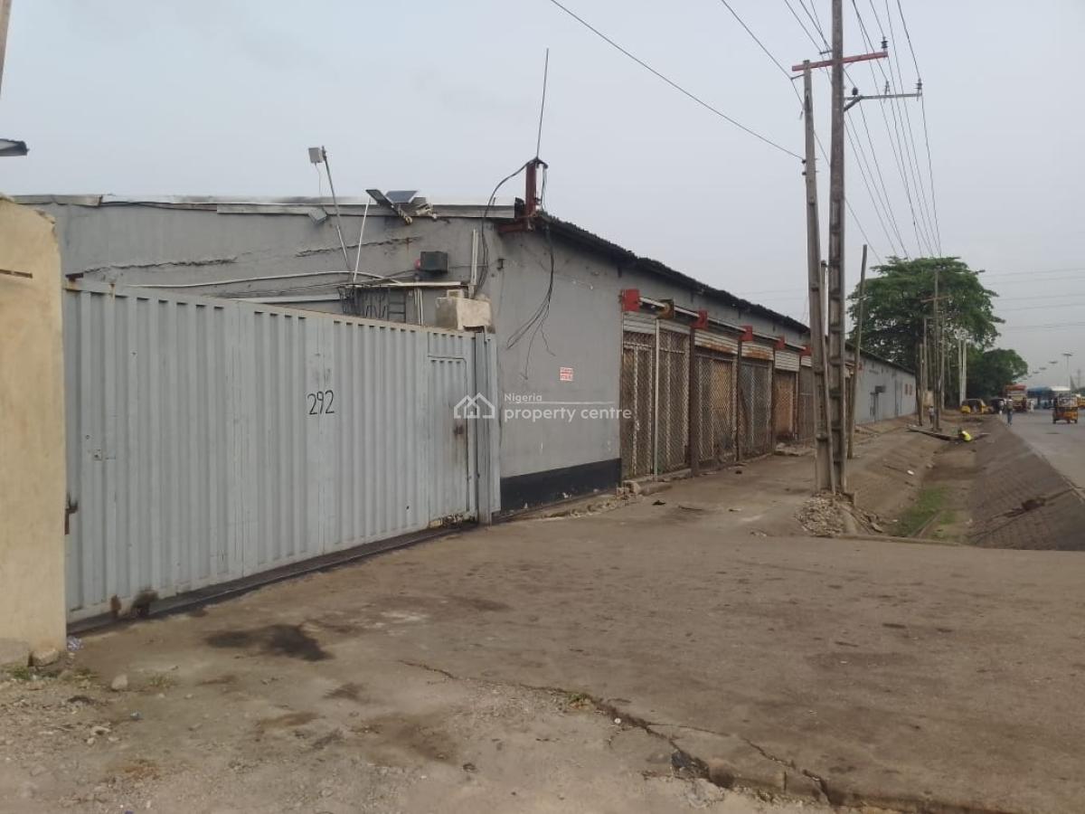 4576sqm Warehouse, Agege Motor Road, Mushin, Lagos, Warehouse for Sale