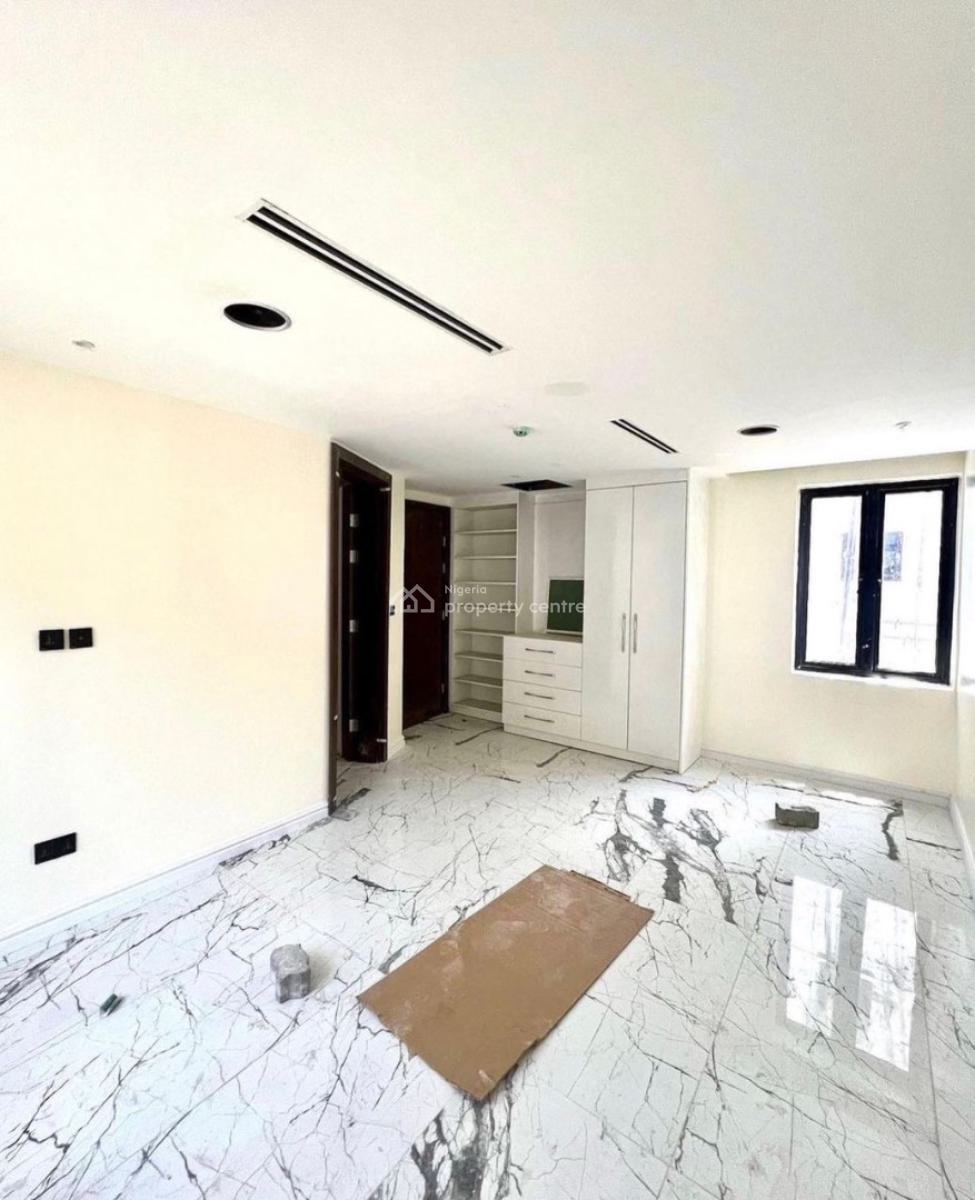 Exquisite 6 Bedroom Fully Detached Smart Duplex + Bq, Guzape District, Abuja, Detached Duplex for Sale