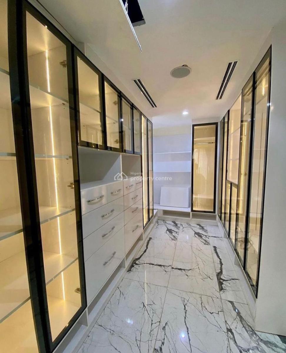 Exquisite 6 Bedroom Fully Detached Smart Duplex + Bq, Guzape District, Abuja, Detached Duplex for Sale