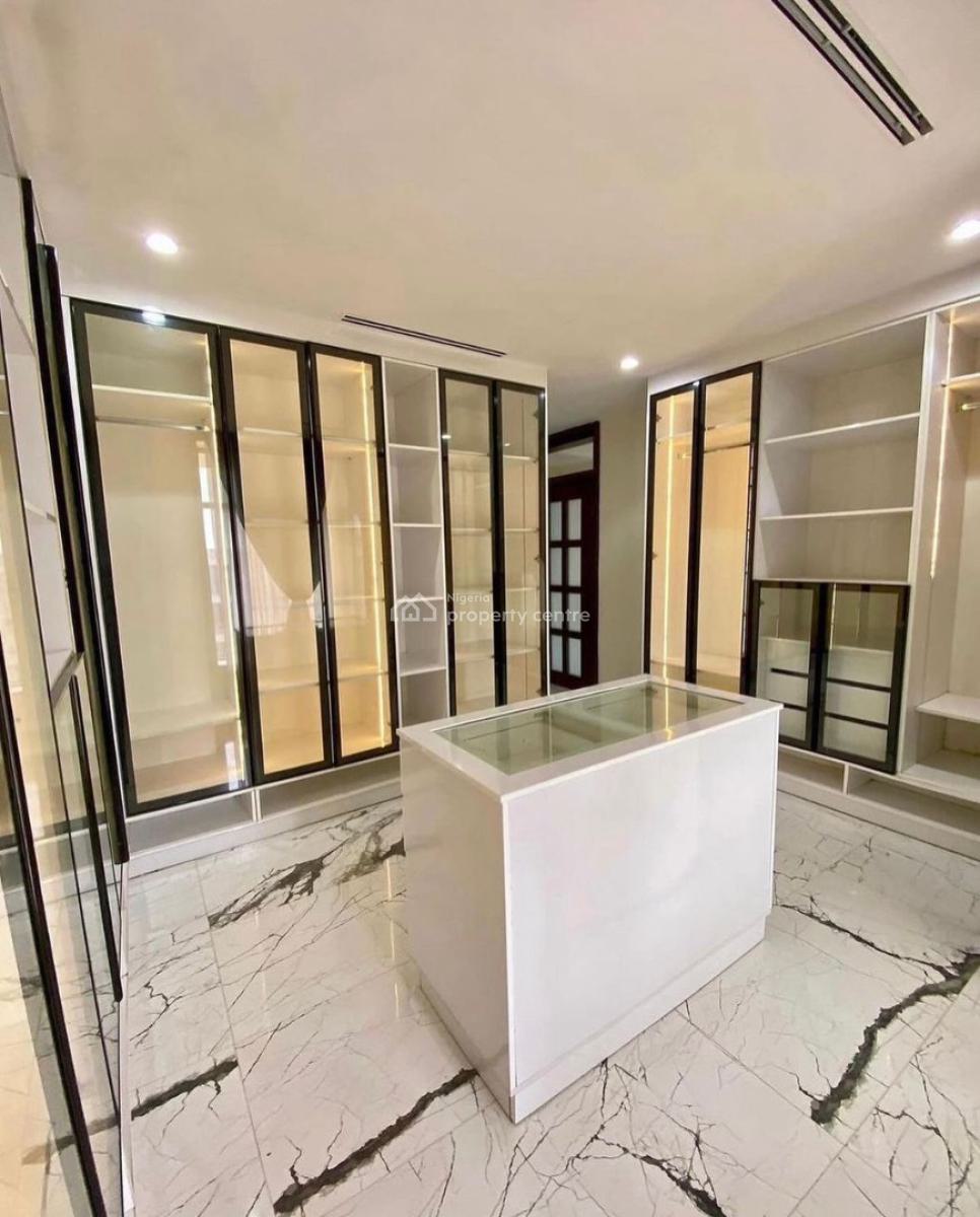 Exquisite 6 Bedroom Fully Detached Smart Duplex + Bq, Guzape District, Abuja, Detached Duplex for Sale