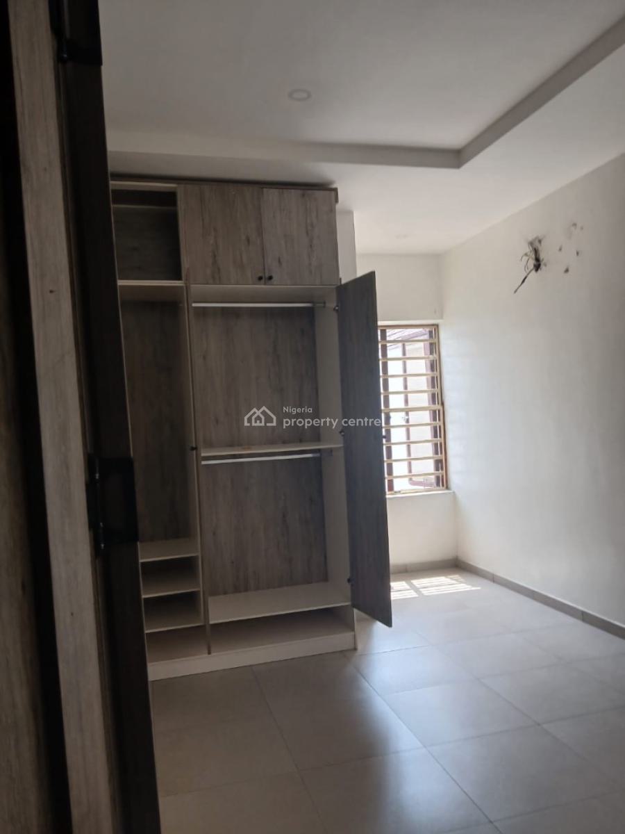 Serviced 4 Bedrooms Terrace Duplex with Pool, Orchid Lekki /gated Estate, Lekki Phase 2, Lekki, Lagos, Terraced Duplex for Rent