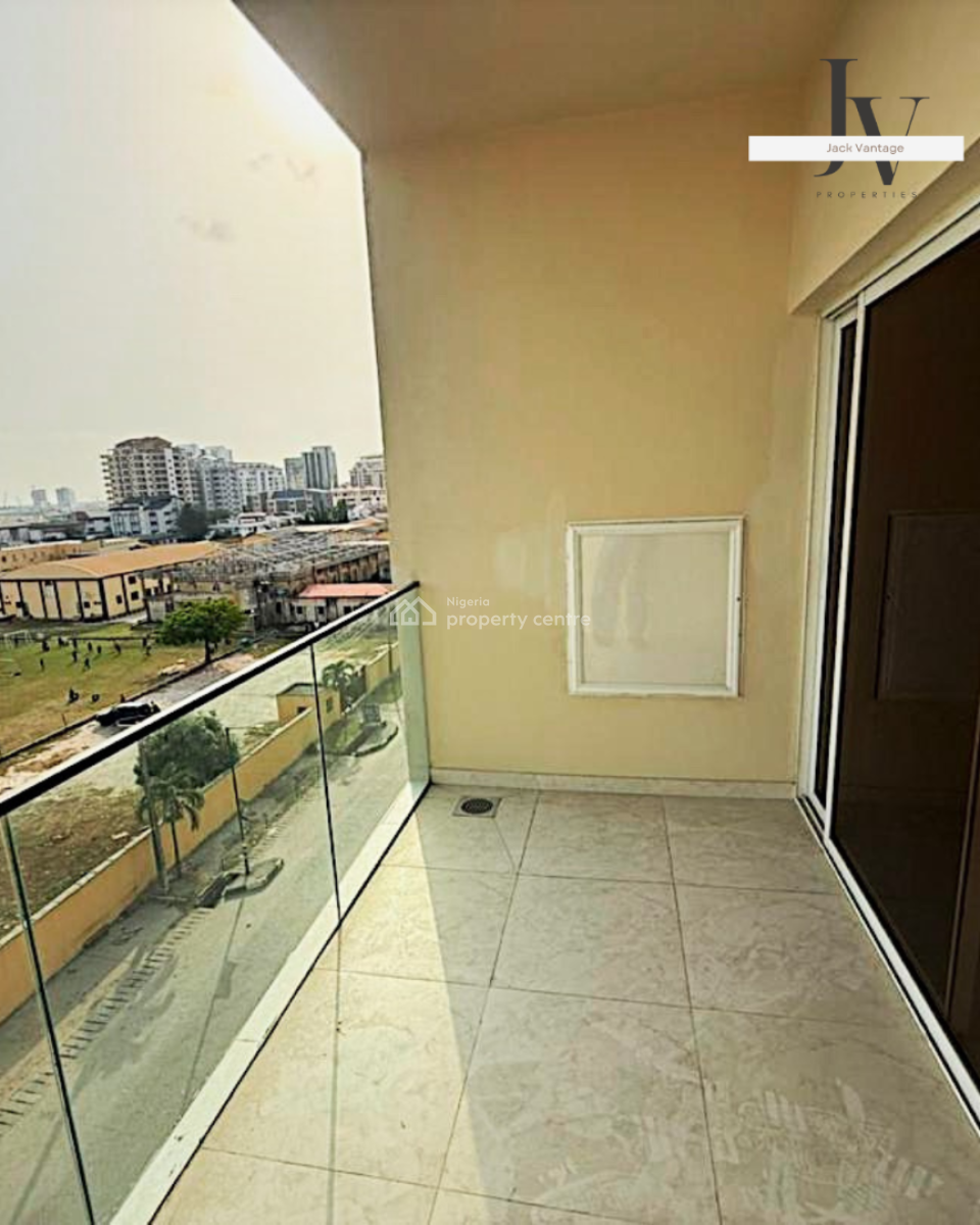 3-bedroom Apartment with Bq Best Location, Victoria Island (vi), Lagos, Flat / Apartment for Rent