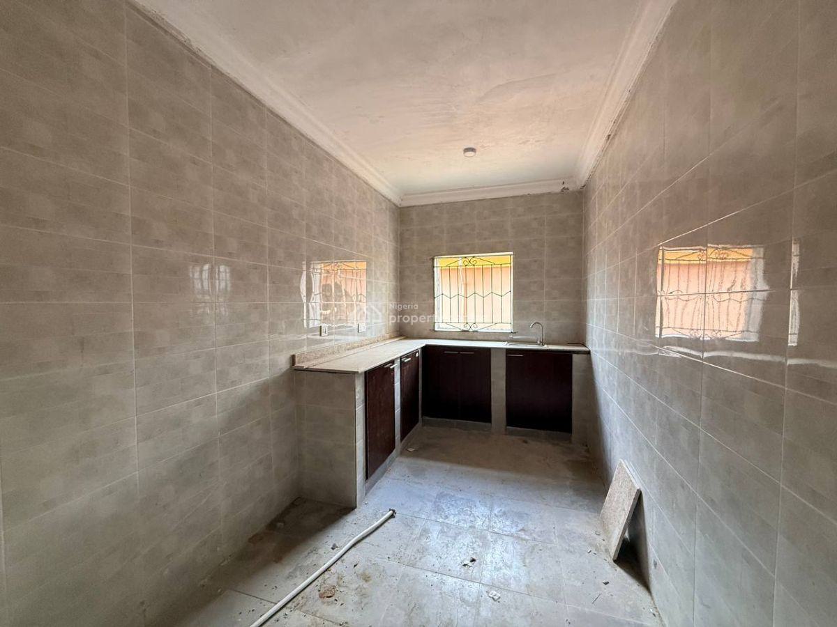 Newly Renovated 2 Bedroom Apartment, in a Secured Estate Off Ado Road Ajah, Lekki Expressway, Lekki, Lagos, Mini Flat (room and Parlour) for Rent