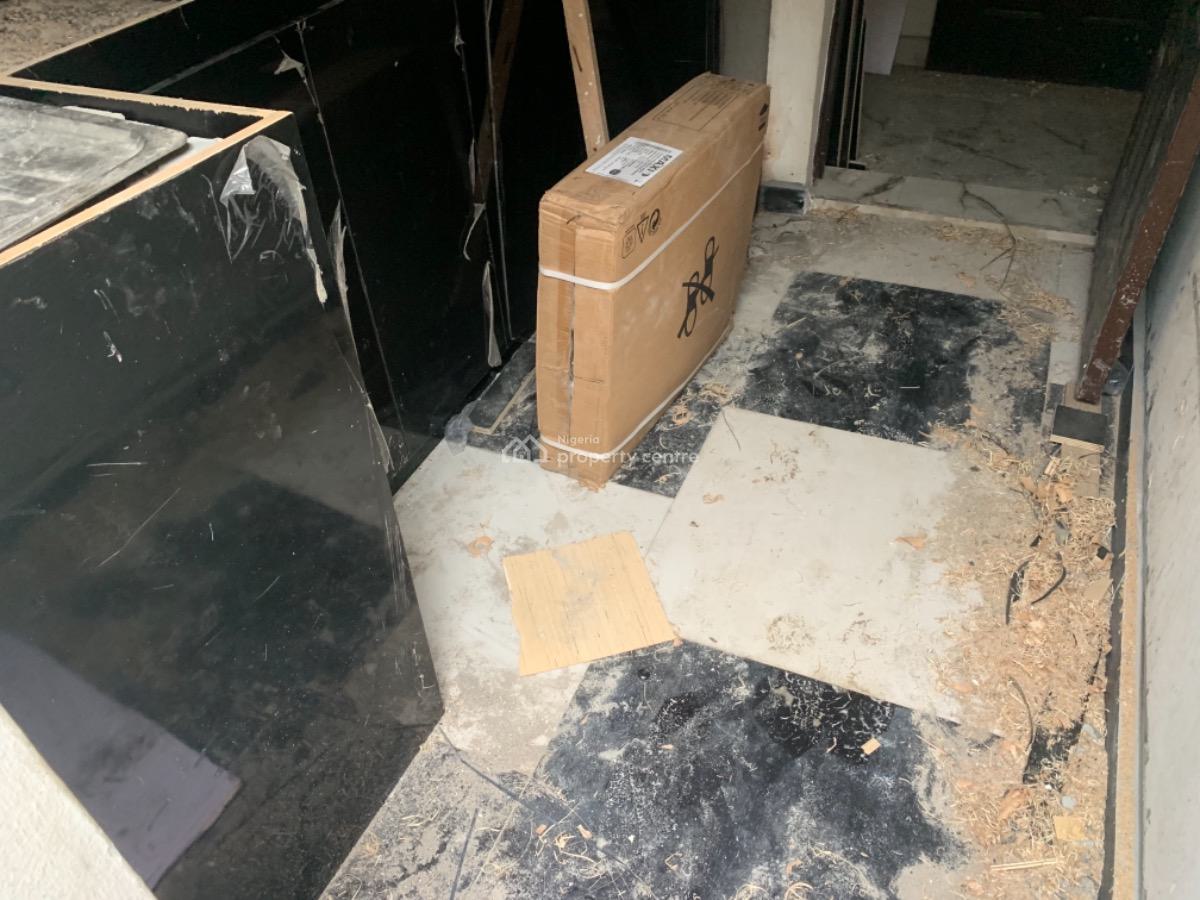 One (1) Bedroom Flat, Off Mummy B Road Near Gra Junction, Port Harcourt, Rivers, Flat / Apartment for Rent