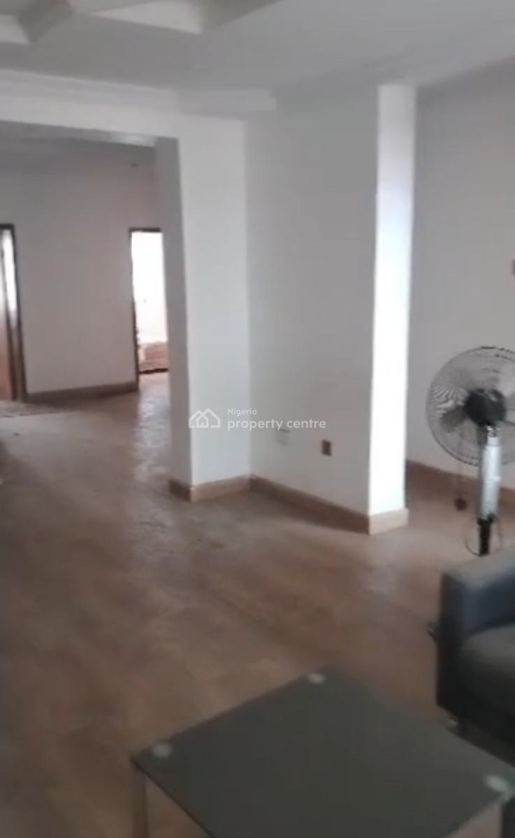 Spacious 3 Bedroom Up Flat (3rd Floor), Ikeja Gra, Ikeja, Lagos, House for Rent