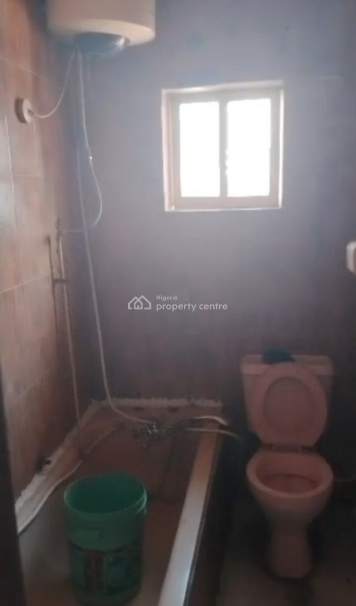 Spacious 3 Bedroom Up Flat (3rd Floor), Ikeja Gra, Ikeja, Lagos, House for Rent