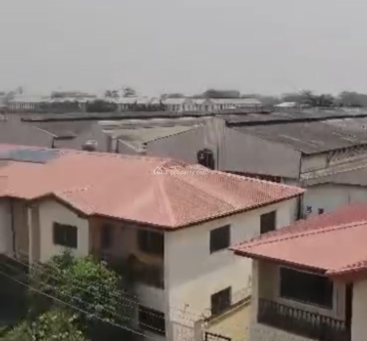 Spacious 3 Bedroom Up Flat (3rd Floor), Ikeja Gra, Ikeja, Lagos, House for Rent