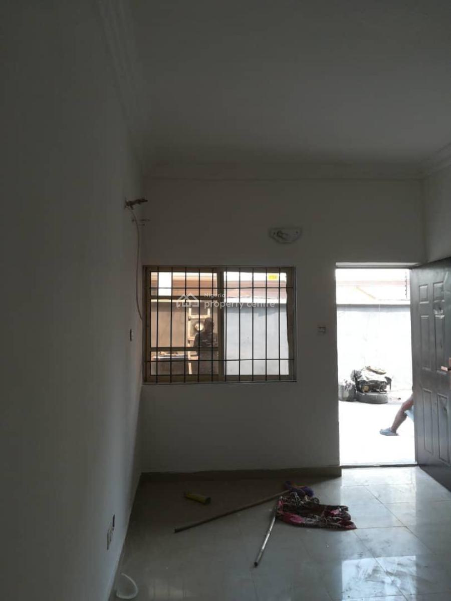 Luxury 1 Ground Floor Miniflat (bedroom, Living Room, Bathroom, Lekki, Lagos, Mini Flat (room and Parlour) for Rent