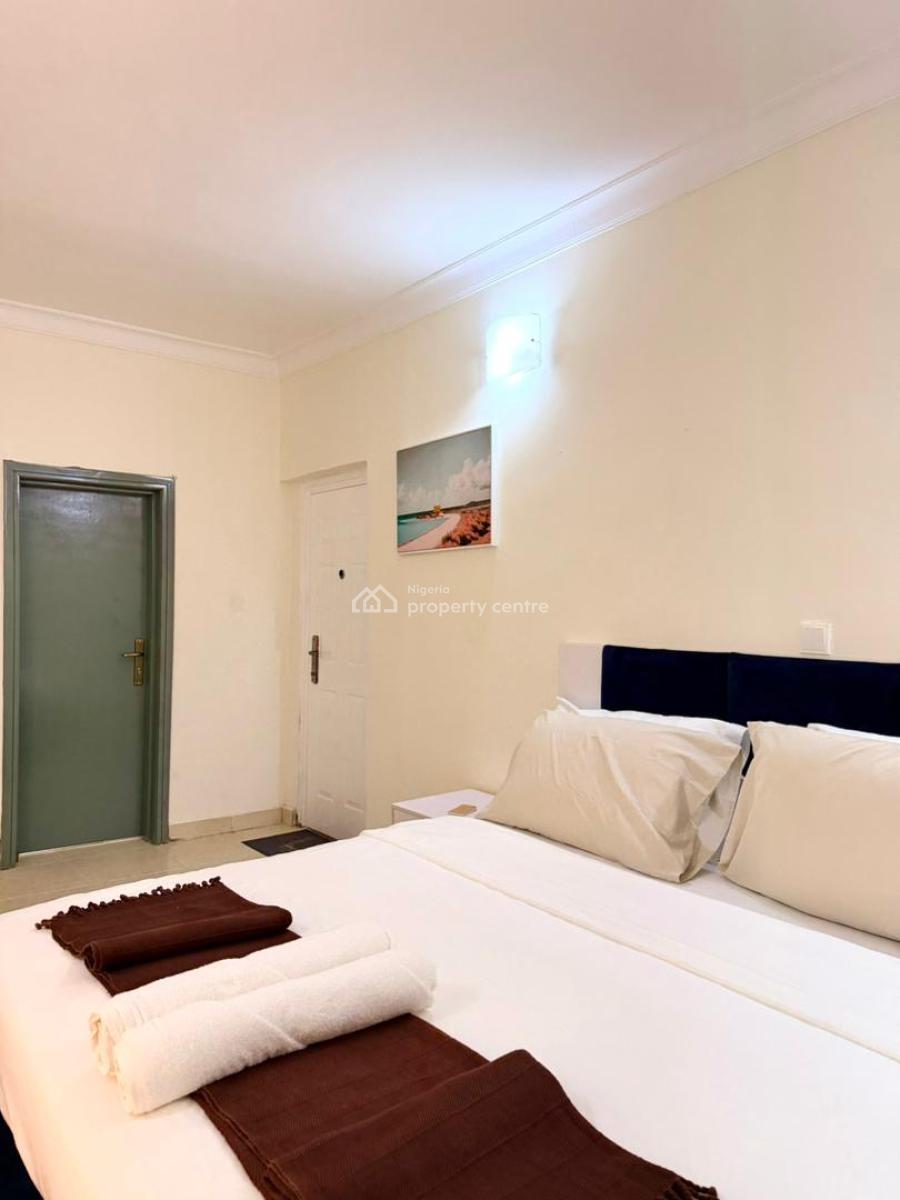My Brand New Spacious 3 Bedroom Luxury Airbnb with a Ps5, Bathtub and, Victoria Island (vi), Lagos, Flat / Apartment Short Let