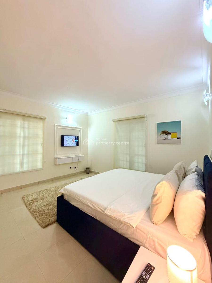 My Brand New Spacious 3 Bedroom Luxury Airbnb with a Ps5, Bathtub and, Victoria Island (vi), Lagos, Flat / Apartment Short Let