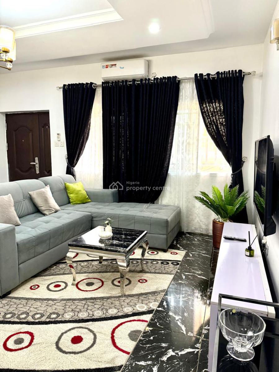 Fully Furnished & Serviced 1 Bedroom Apartment, Gilmore, Jahi, Abuja, Mini Flat (room and Parlour) for Rent