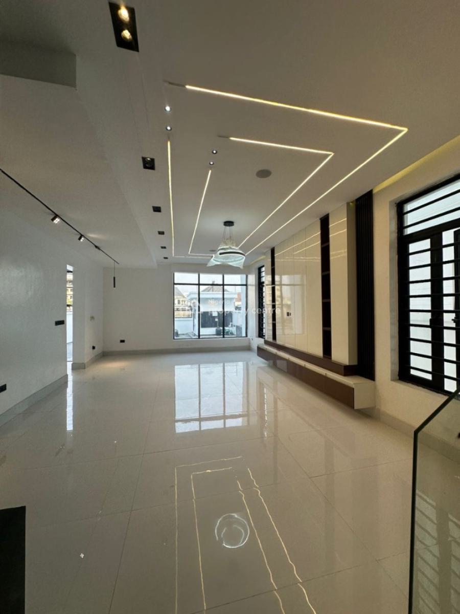 Contemporary 5-bedroom Detached Duplex, Phase 1, Lekki, Lagos, Detached Duplex for Sale