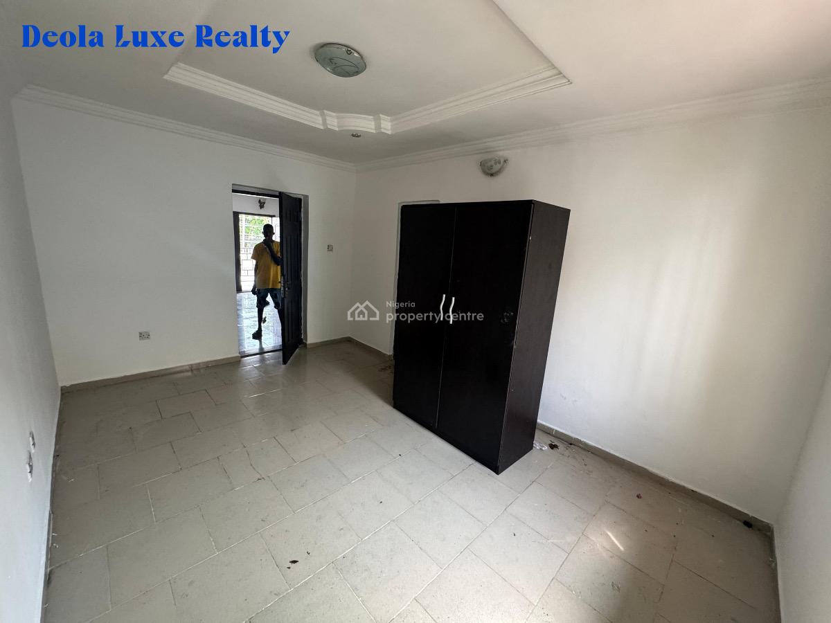 a Nice and Spacious 3 Bedroom Apartment with Balcony, Ologolo, Lekki, Lagos, Flat / Apartment for Rent