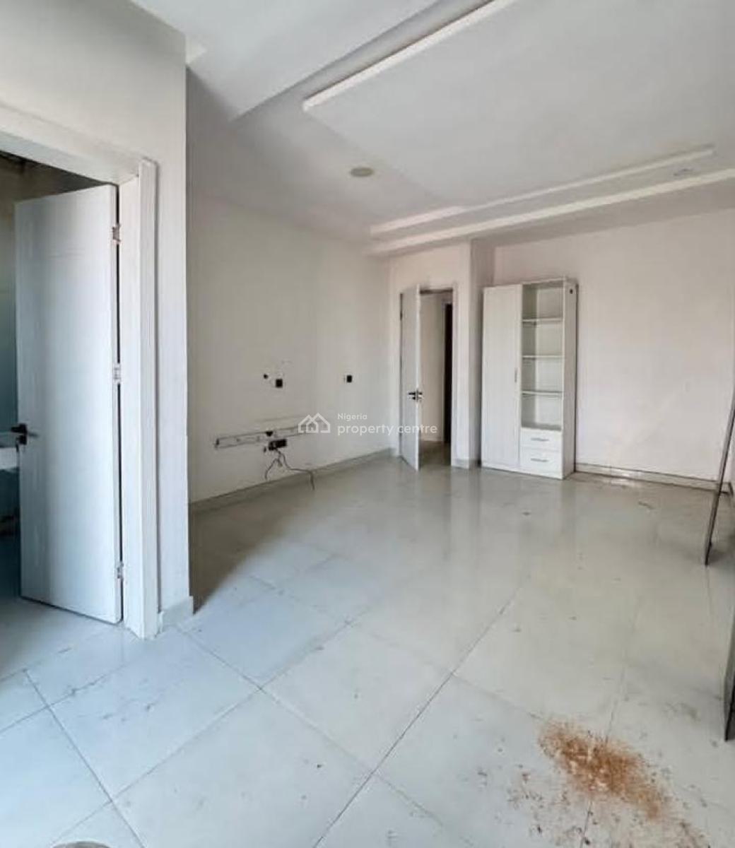 Well Built 2 Bedroom Apartment, Ologolo, Lekki, Lagos, Flat / Apartment for Rent