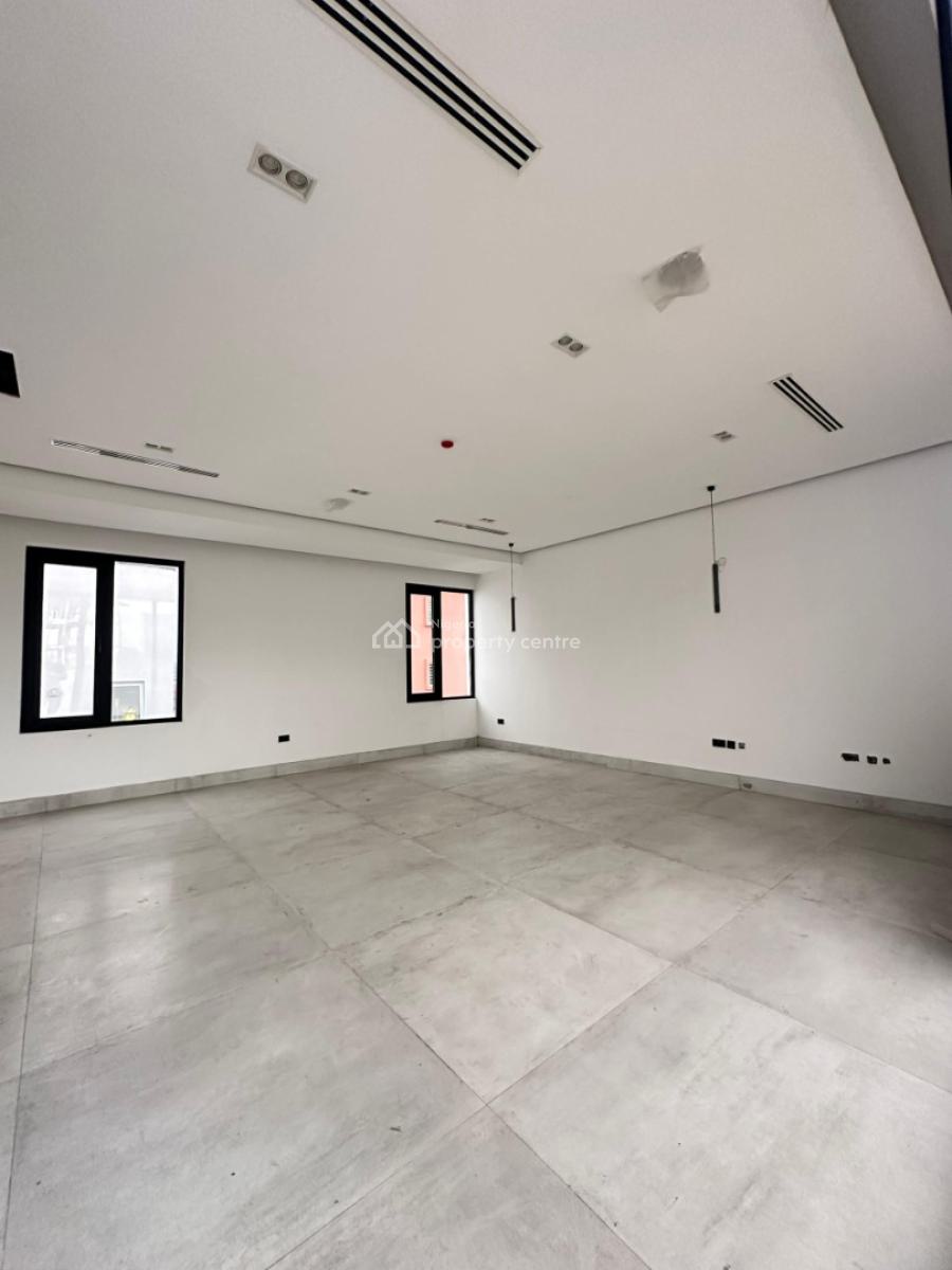 Gigantic Spacious 5 Bedroom Detached Duplex with a Swimming Pool, Ikoyi, Lagos, Semi-detached Duplex for Sale