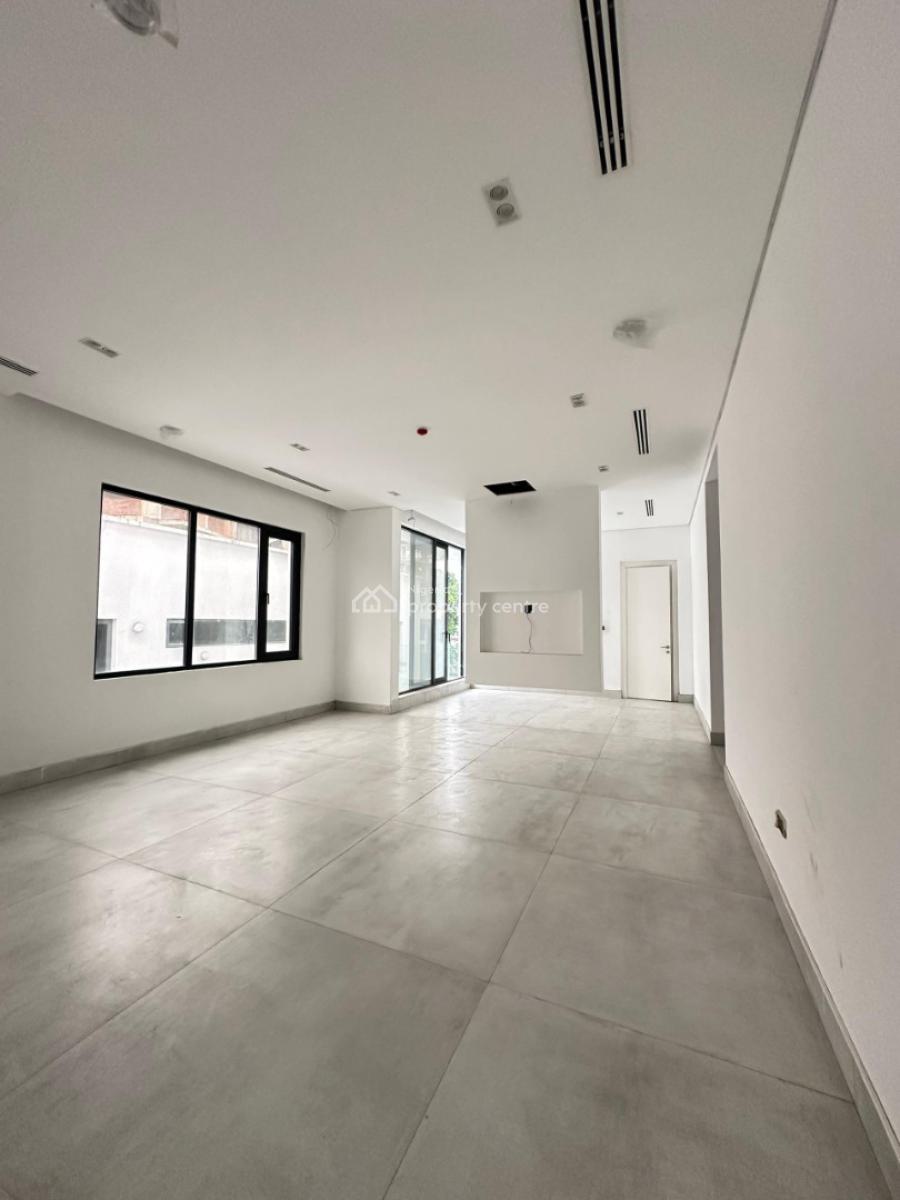 Gigantic Spacious 5 Bedroom Detached Duplex with a Swimming Pool, Ikoyi, Lagos, Semi-detached Duplex for Sale