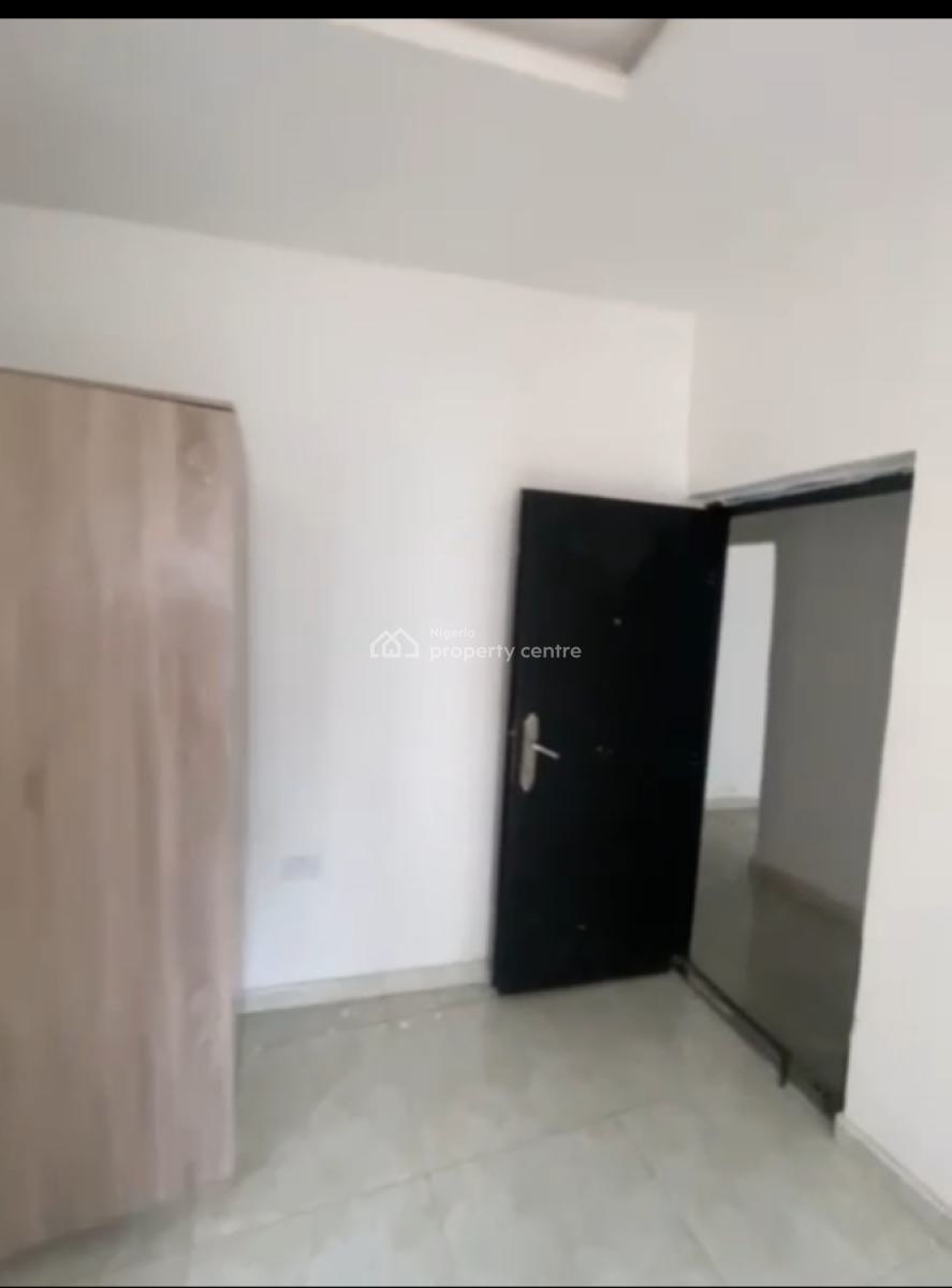 Mini Flat Downstairs with Kitchen in a Secured Estate, Ologolo, Lekki, Lagos, Mini Flat (room and Parlour) for Rent