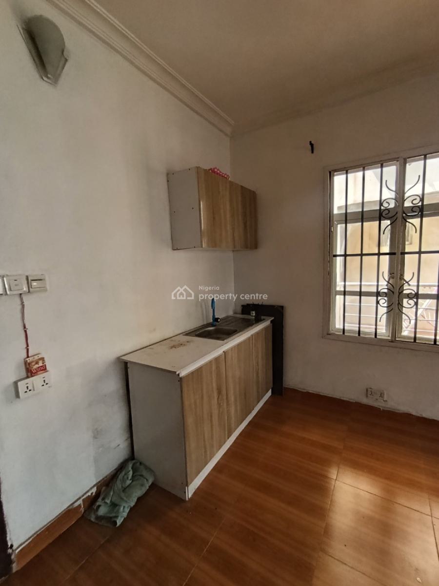 a Spacious Master Bedroom Studio Apartment with Personal Prepaid Meter, Bera Estate Chevron Drive 🔰, Lekki, Lagos, Self Contain (single Rooms) for Rent