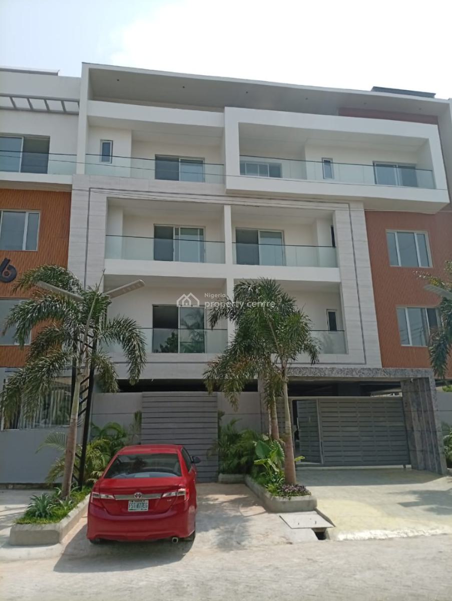 Decently Built 2 Bedroom Apartment, Lekki Phase 1, Lekki, Lagos, Flat / Apartment for Sale