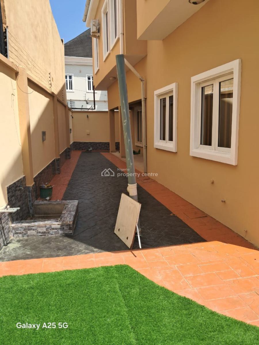 All Rooms Ensuite 5bedrooms Detached House in a Serene Estate, Ikeja Gra, Ikeja, Lagos, Detached Duplex for Rent