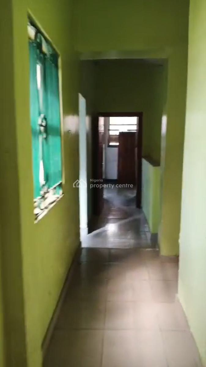 6 Bedroom Office Space with 2 Bedroom Chalets, Alagomeji, Yaba, Lagos, Office Space for Rent