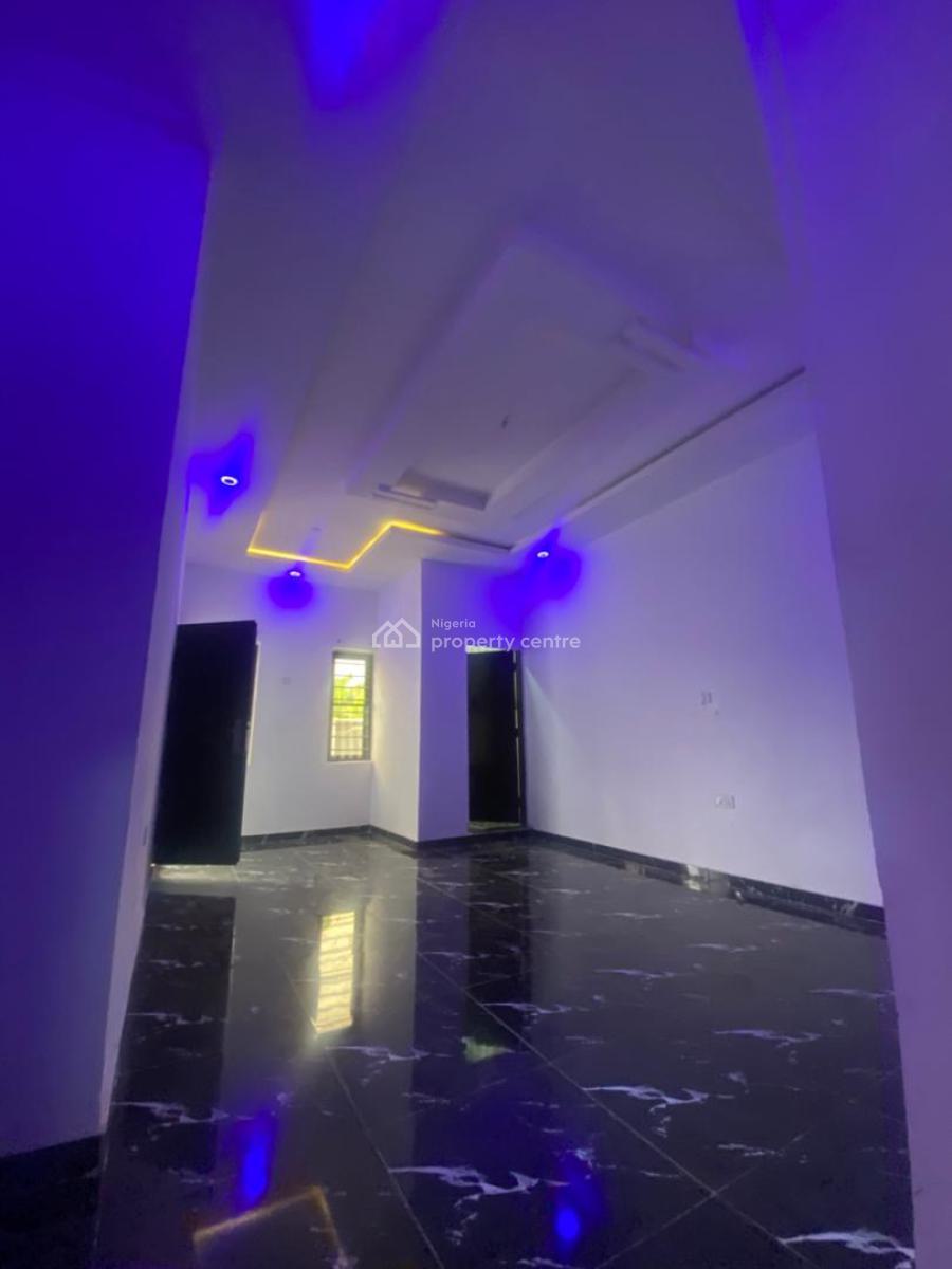 Used 2bedroom Flat, United Estate, Blenco Lane, Ajah, Lagos, Flat / Apartment for Rent