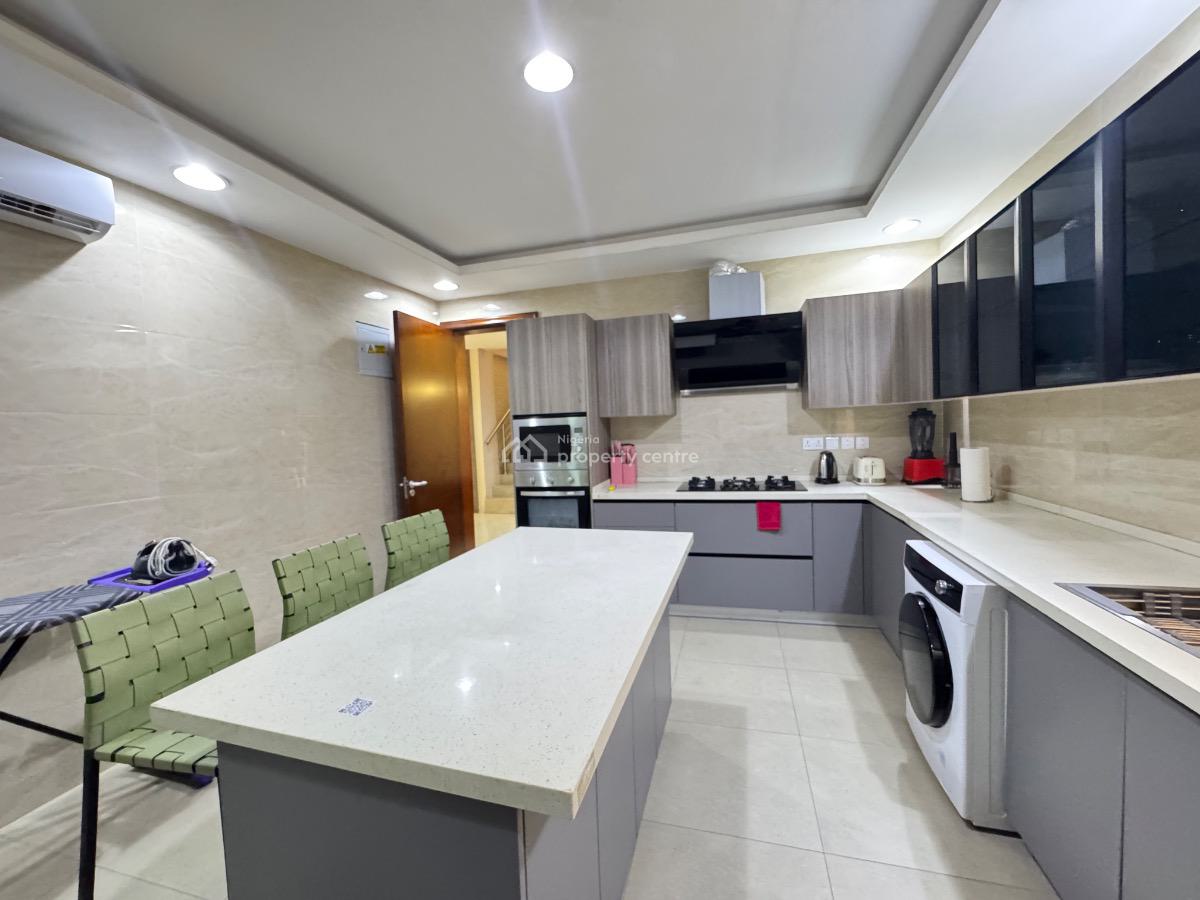 Tastefully Furnished 4-bedroom Maisonette Penthouse, Off Alfred Rewane, Ikoyi, Lagos, Flat / Apartment for Rent