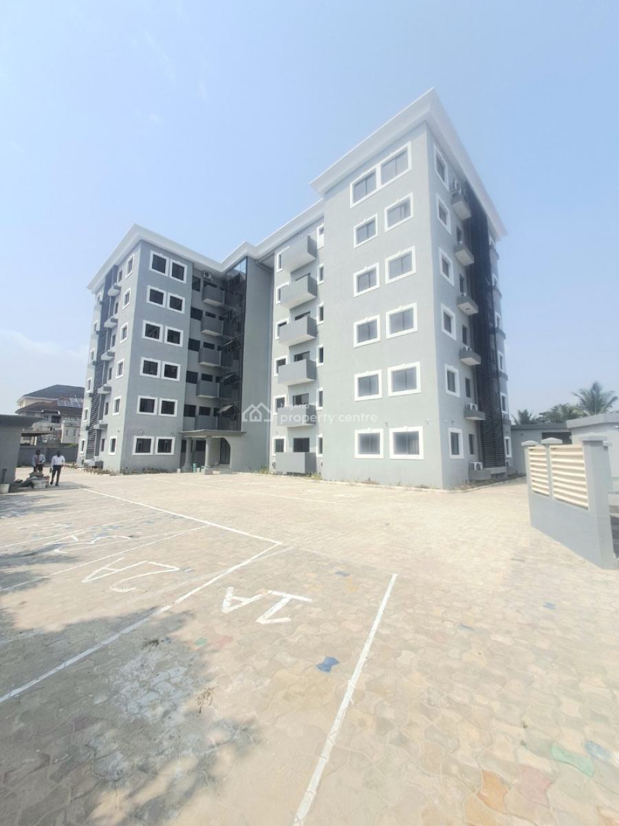 Well Built 3 Bedroom Apartment with Bq, Acs, Pool and Elevator, Lekki Phase 1, Lekki, Lagos, Flat / Apartment for Rent