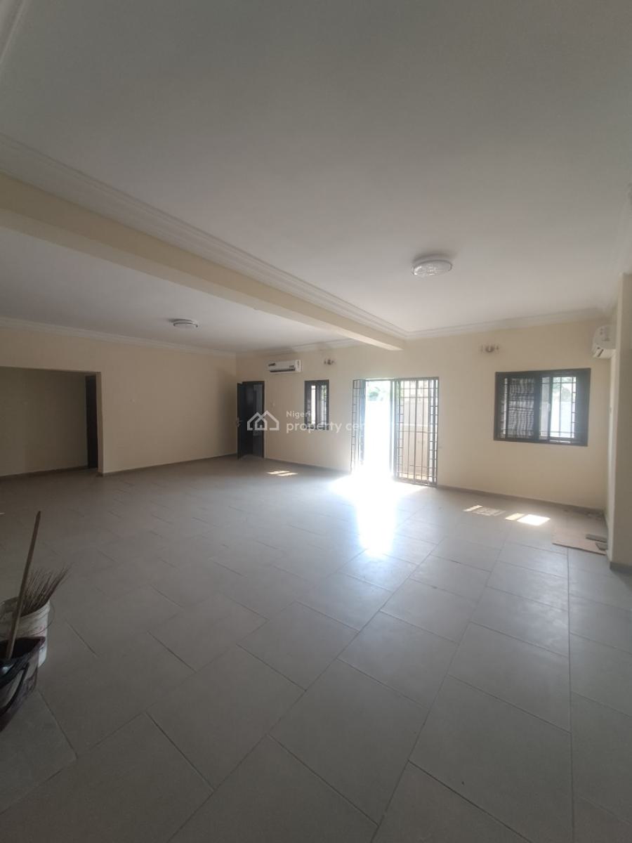 Well Built 3 Bedroom Apartment with Bq, Acs, Pool and Elevator, Lekki Phase 1, Lekki, Lagos, Flat / Apartment for Rent