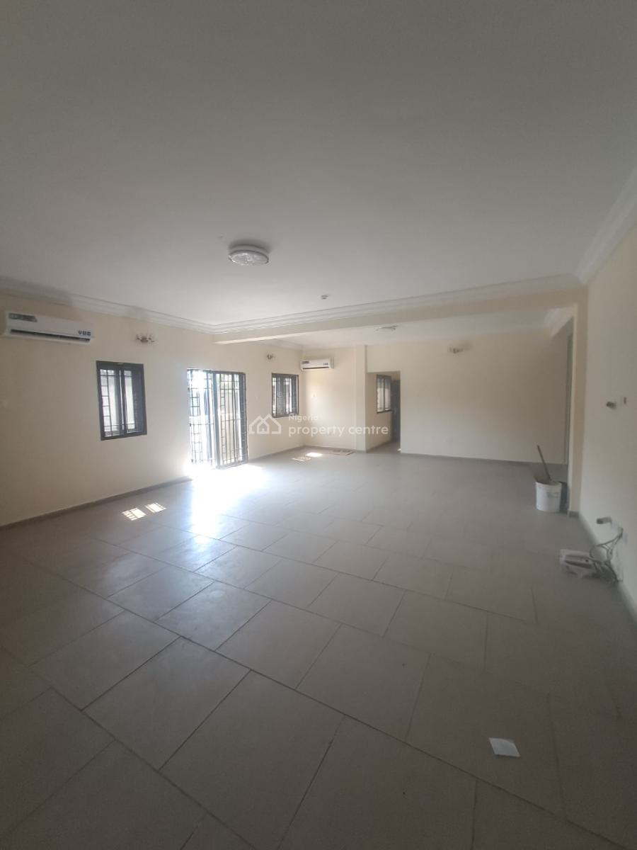 Well Built 3 Bedroom Apartment with Bq, Acs, Pool and Elevator, Lekki Phase 1, Lekki, Lagos, Flat / Apartment for Rent