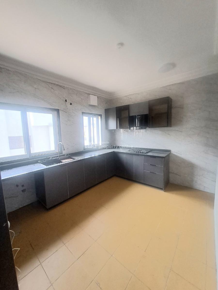 Well Built 3 Bedroom Apartment with Bq, Acs, Pool and Elevator, Lekki Phase 1, Lekki, Lagos, Flat / Apartment for Rent