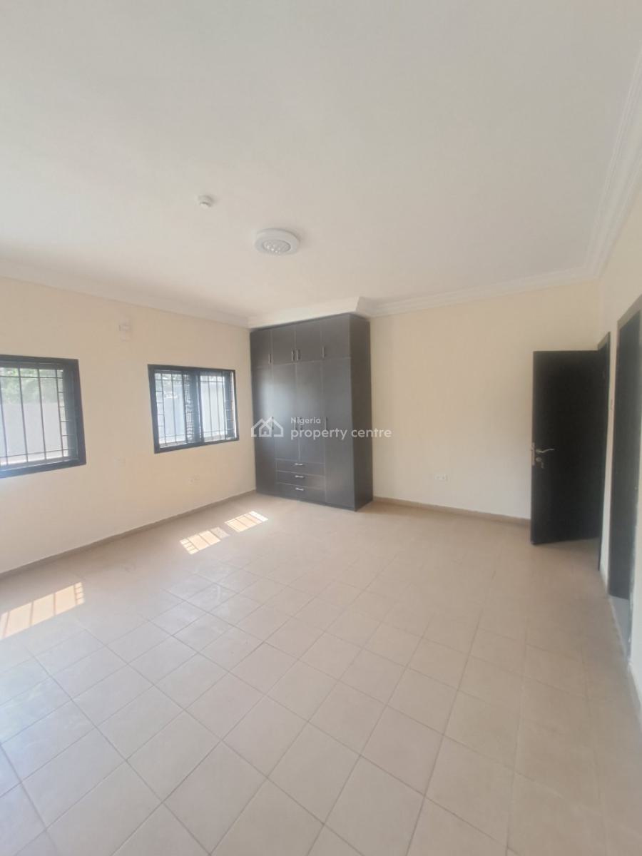 Well Built 3 Bedroom Apartment with Bq, Acs, Pool and Elevator, Lekki Phase 1, Lekki, Lagos, Flat / Apartment for Rent