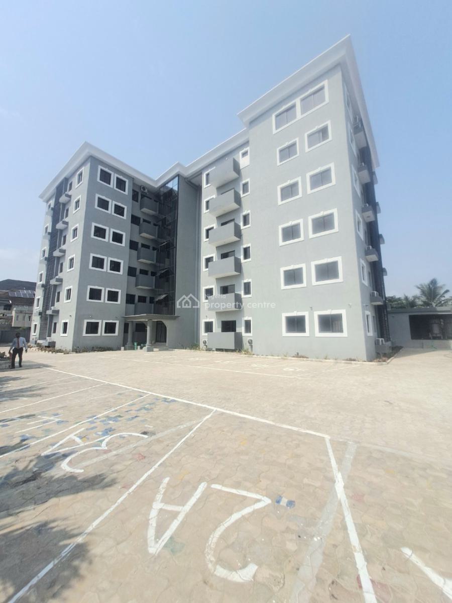 Well Built 3 Bedroom Apartment with Bq, Acs, Pool and Elevator, Lekki Phase 1, Lekki, Lagos, Flat / Apartment for Rent