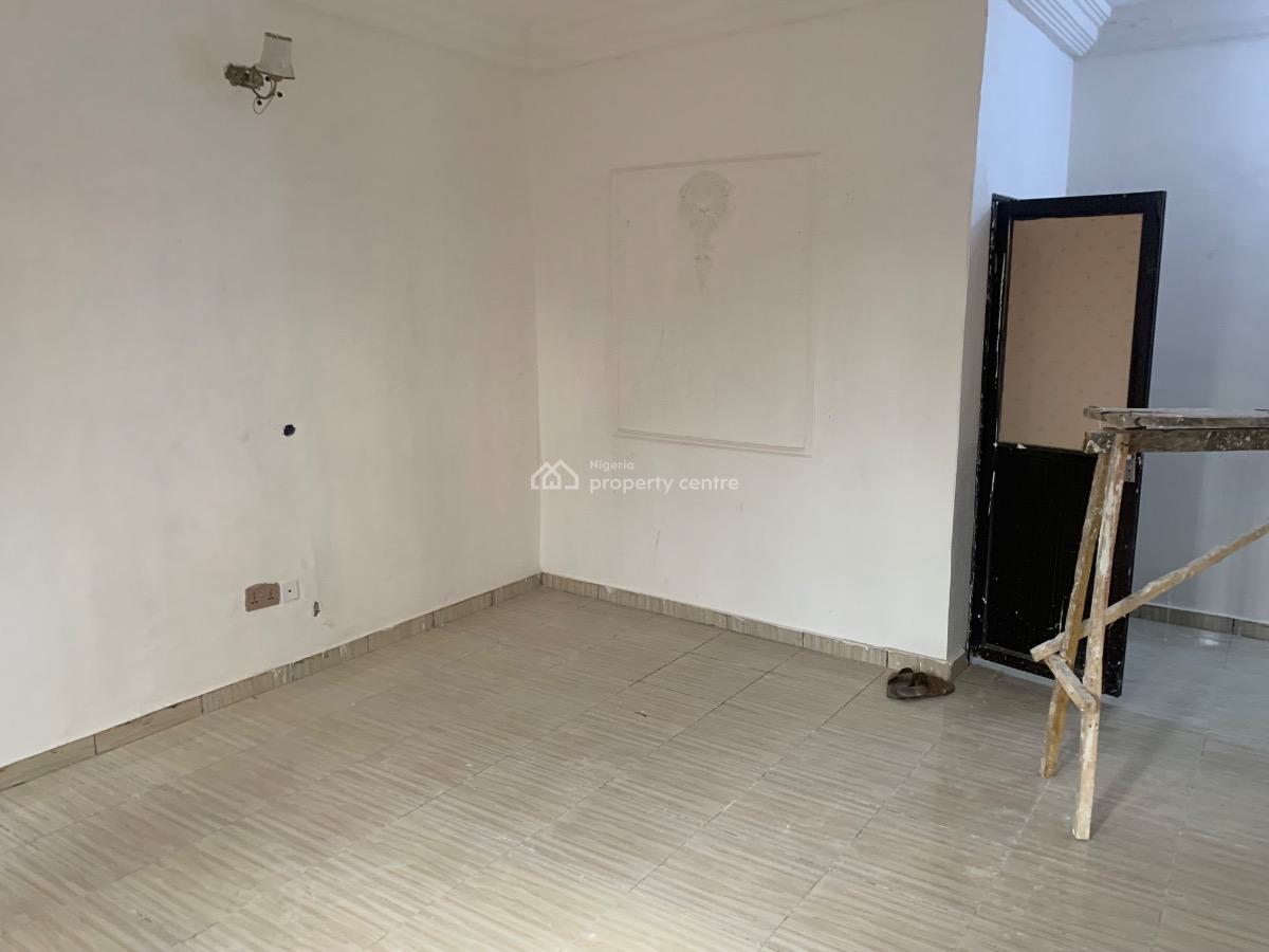 a Well Maintained Standard 2 Bedroom Apartment, Off Agidi Road, Alapere, Ketu, Lagos, Flat / Apartment for Rent
