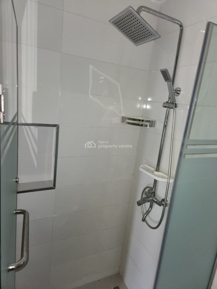 Newly Built and Lovely 3 Bedroom Apartment Tastefully Finished, Alagomeji, Yaba, Lagos, Flat / Apartment for Rent