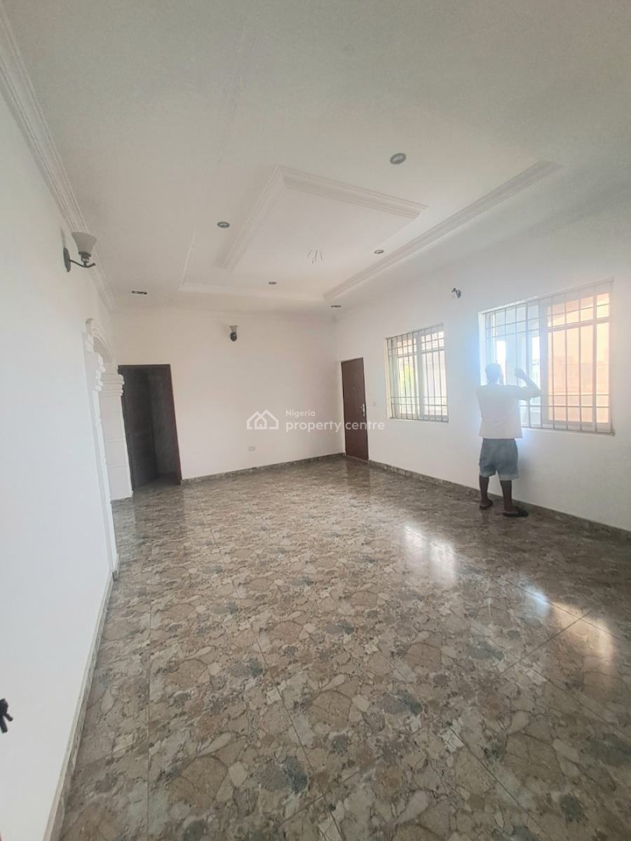 Well Built 2 Bedroom Apartment, Jakande First Gate, Lekki, Lagos, Flat / Apartment for Rent