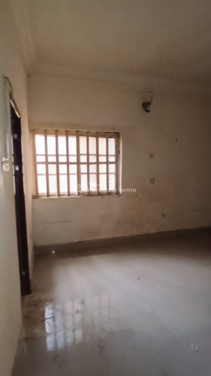 2bedroom Flat at Utako, Utako, Abuja, Flat / Apartment for Rent
