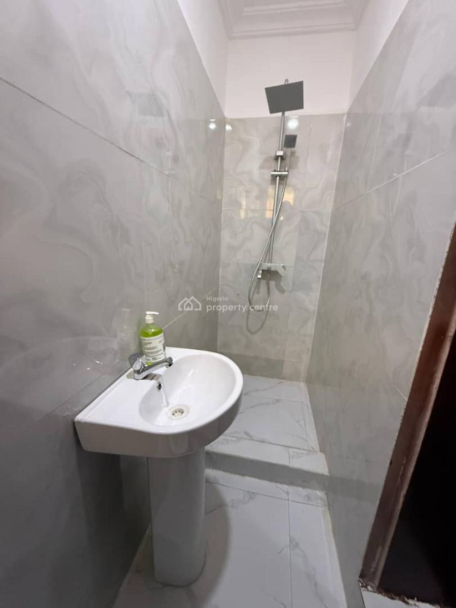 Modern and Spacious 2bedroom Apartment, Gra Phase 2, Magodo, Lagos, Flat / Apartment for Sale