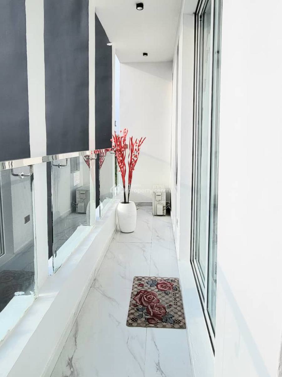 Luxury and Spacious 2 Bedroom Apartment with Pool and Elevators at Lek, Lekki Phase 1, Lekki, Lagos, Flat / Apartment for Rent