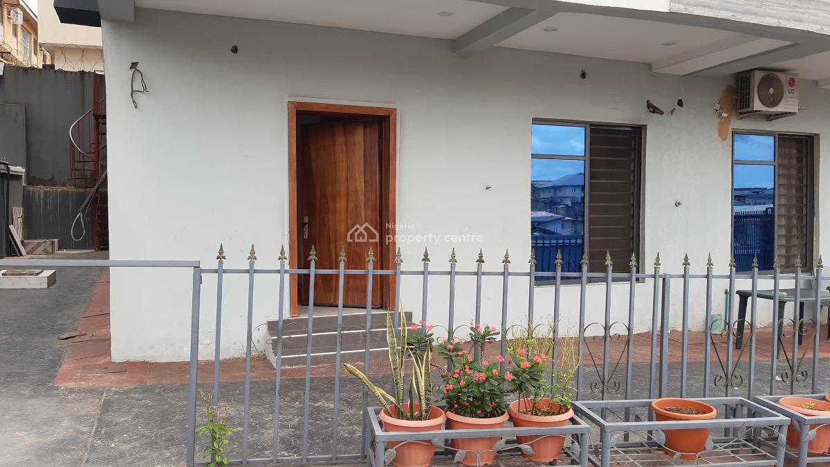 4 Bedroom Semi Detached Duplex with Bq, Shangisha, Gra Phase 2, Magodo, Lagos, Semi-detached Duplex for Rent