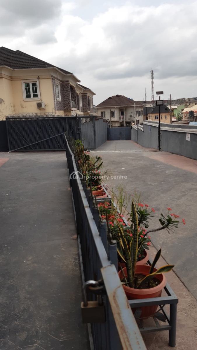 4 Bedroom Semi Detached Duplex with Bq, Shangisha, Gra Phase 2, Magodo, Lagos, Semi-detached Duplex for Rent