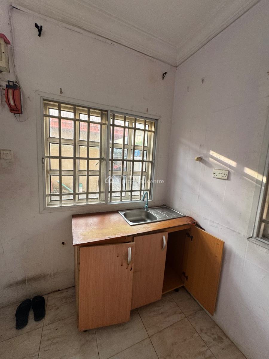 a Spacious1 Bedrooms Apartment, Secured Estate, Lekki Phase 1, Lekki, Lagos, Mini Flat (room and Parlour) for Rent
