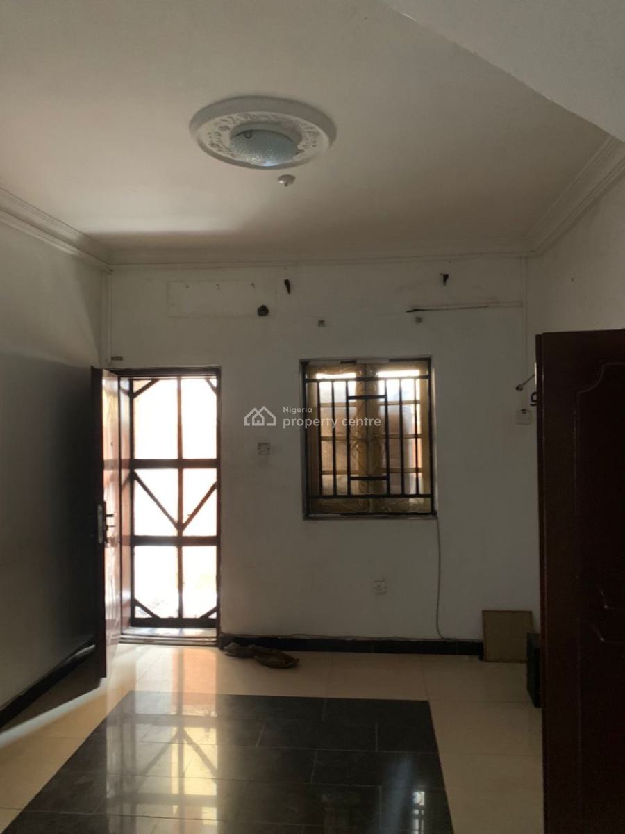 2 Bedroom Flat in a Secured Neighbourhood, Jimoh Shobowale Street, Gra Phase 1, Magodo, Lagos, Flat / Apartment for Rent