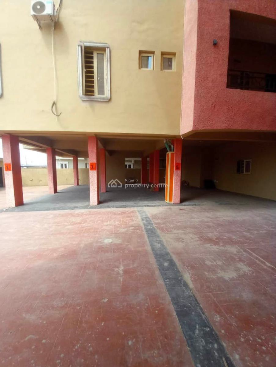 Luxury Specious 3 Bedroom Flat with Bq at Monastery Road Sangotedo By, Monastery Road Sangotedo Ajah Lekki Lagos., Sangotedo, Ajah, Lagos, Flat / Apartment for Rent