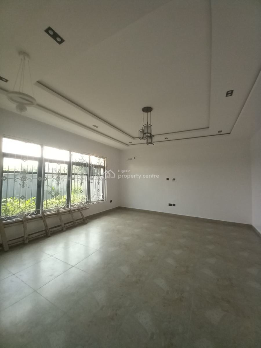 Luxury Specious 3 Bedroom Flat, Monastery Road, Sangotedo, Ajah, Lagos, Flat / Apartment for Rent
