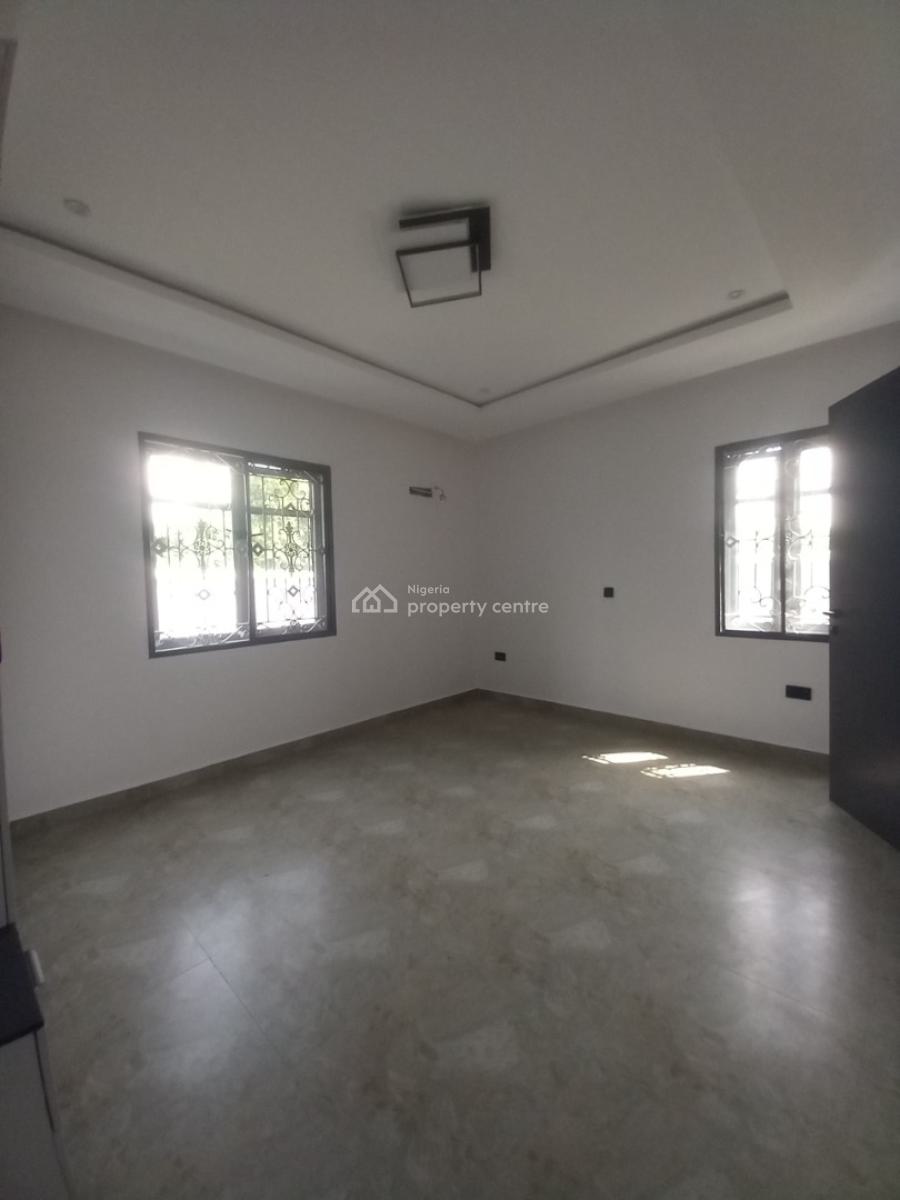 Luxury Specious 3 Bedroom Flat, Monastery Road, Sangotedo, Ajah, Lagos, Flat / Apartment for Rent