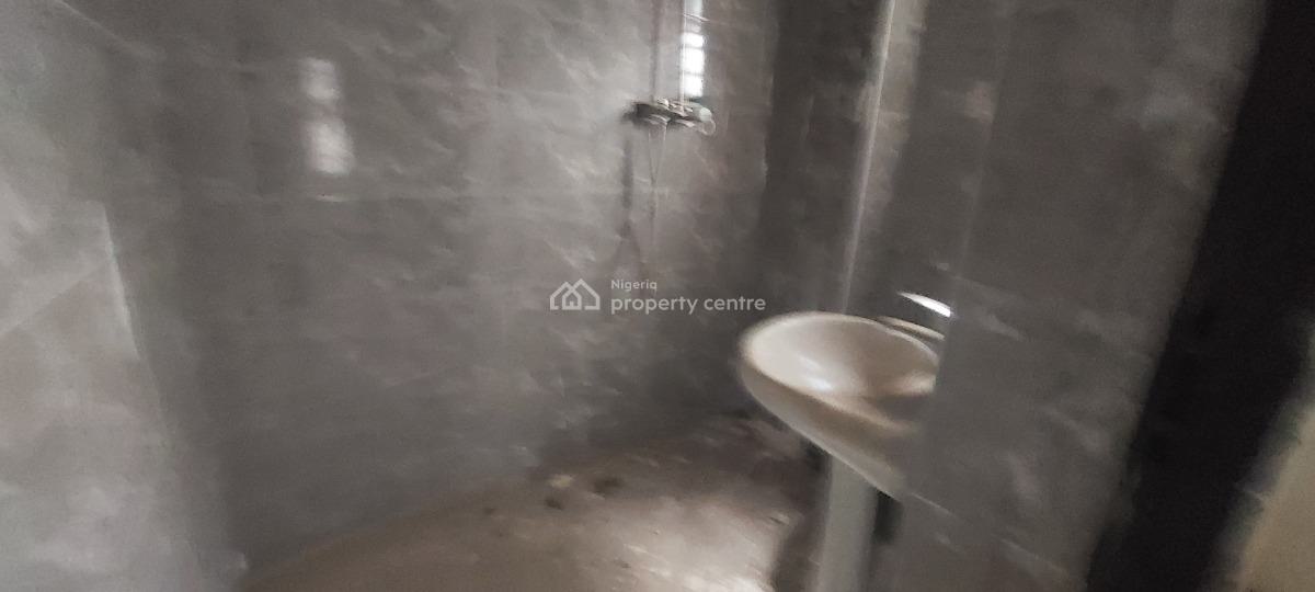 3 Bedroom Flat, Estate. Ground Floor, Wuye, Abuja, Flat / Apartment for Sale